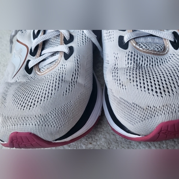 Saucony Ride 14 Gray Womens Running Trainers Sneakers Size 11 Wide - Picture 6 of 11